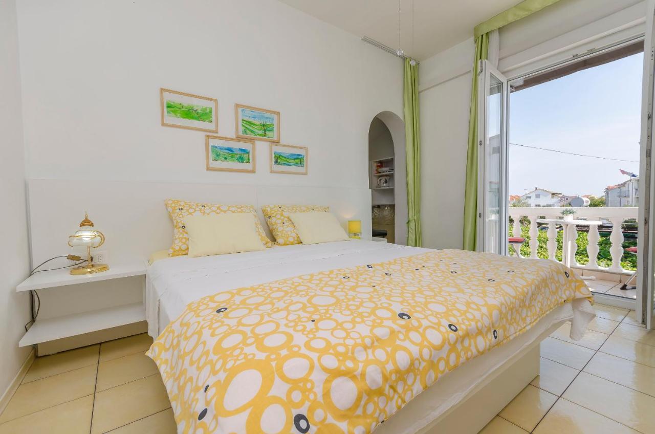 Apartments And Rooms On The Beach Vodice Zewnętrze zdjęcie