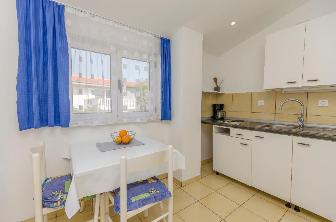 Apartments And Rooms On The Beach Vodice Zewnętrze zdjęcie