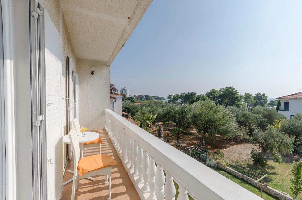 Apartments And Rooms On The Beach Vodice Zewnętrze zdjęcie